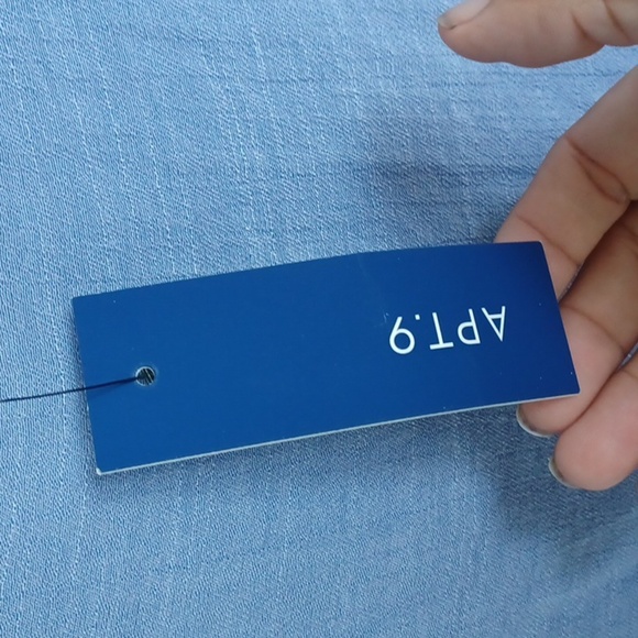 ❄️NWT Apt. 9 Cloud Blue Popover Blouse Size XSMALL - Picture 5 of 8